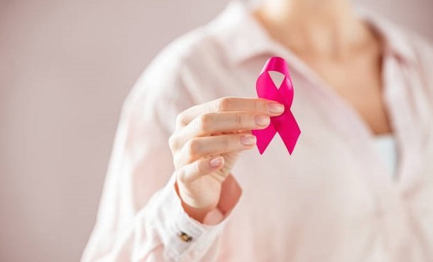 What are the Five Warning Signs of Breast Cancer?